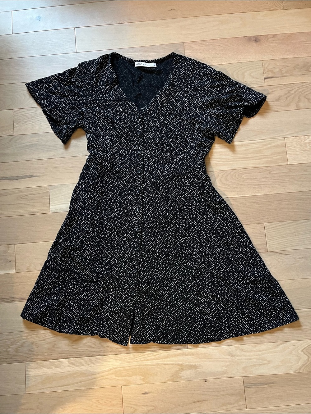 Vero Moda Black Polka Dot V‑Neck Dress size small - Picture 4 of 8
